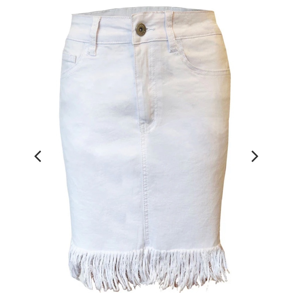 Ethyl white denim fringe skirt button zip Size 8